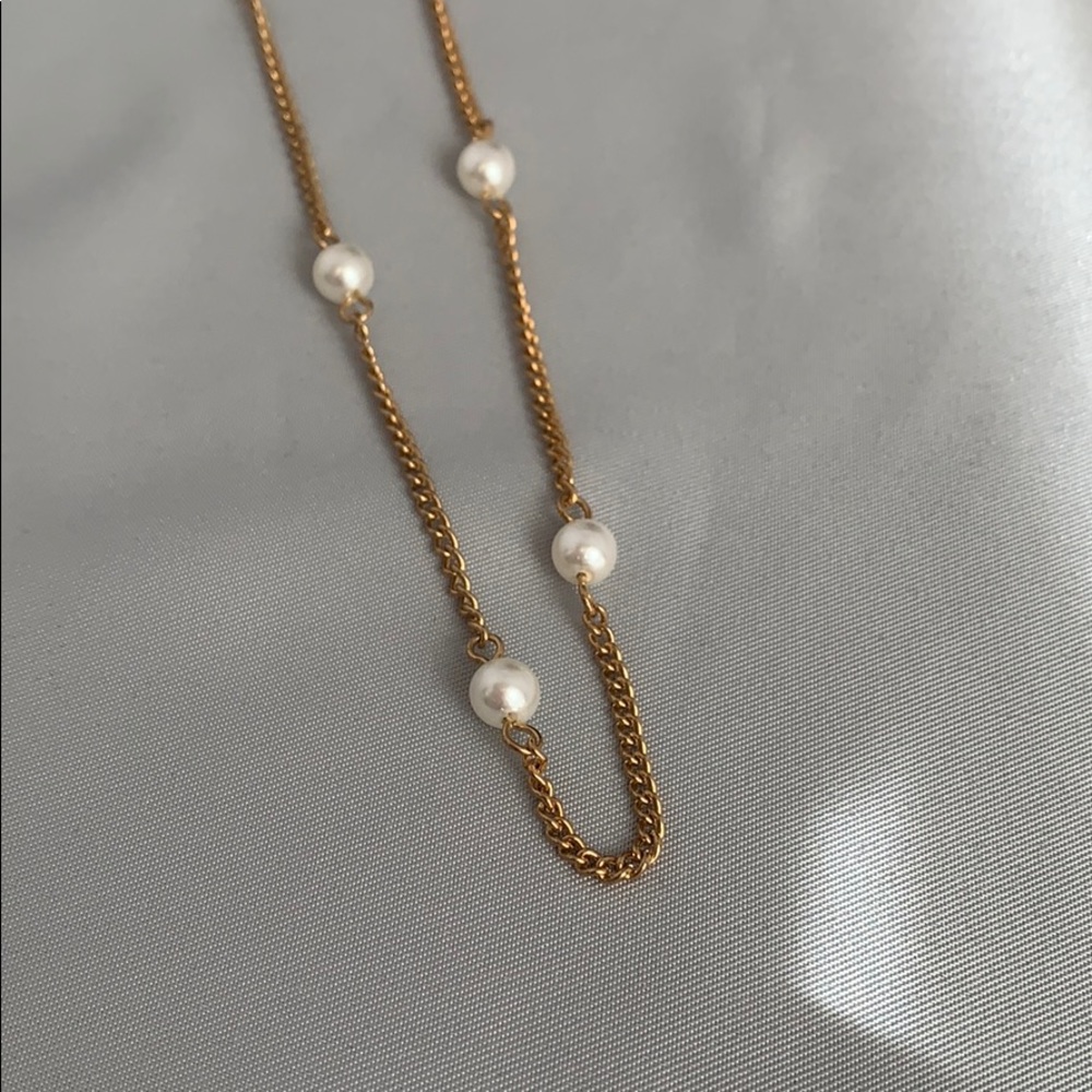 21.5" Gold Plated Faux Pearl Necklace - Picture 4 of 4